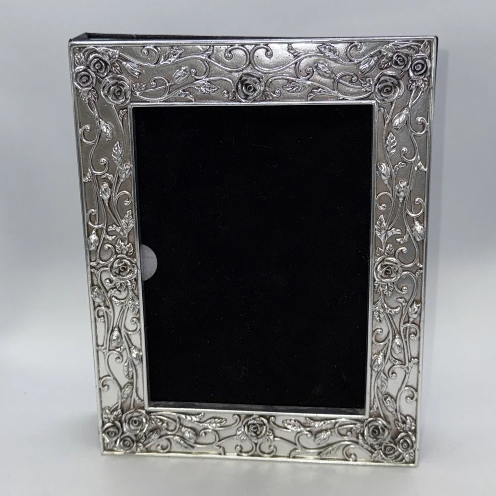 Silver‎ Plated Photo Album 160 4x6 Slip In Photo Intricate Floral Front